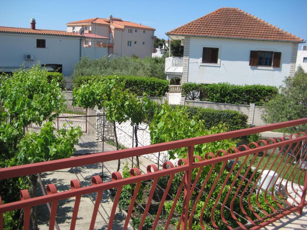 Apartment Bise Rogoznica  Eksteriør bilde